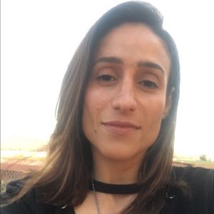 Meet your Posher, Carolina